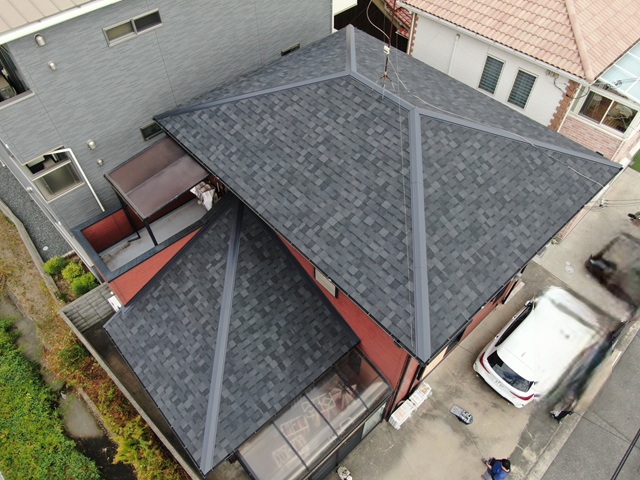 明石市　A様　雹屋根カバー工法工事　施工写真